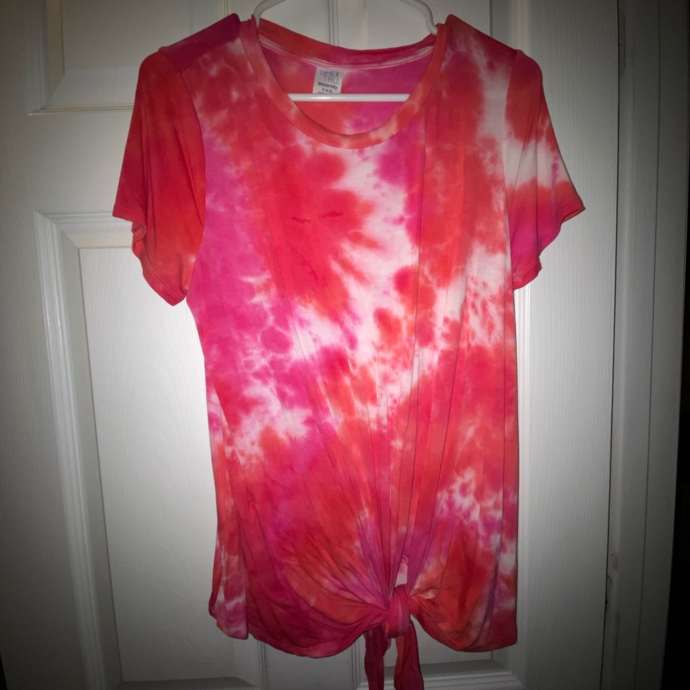 Pink maternity shirt tie dye